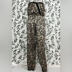 New York & Company Jumpsuit Women's Size S Gold and Black Wrap Cinched Waist